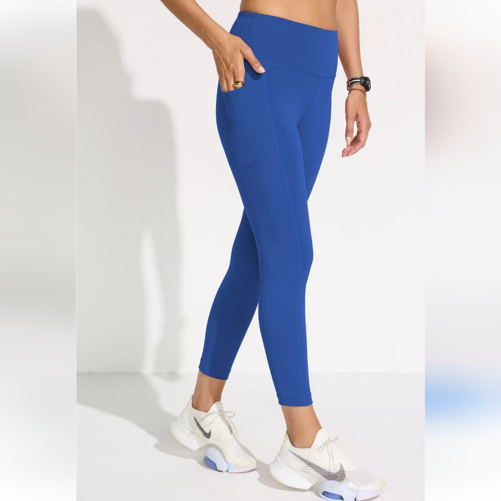 mondetta EUC, Women's Blue Legging capri with pockets. sz xs
